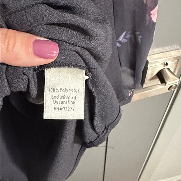 LC Lauren Conrad Navy Floral Blouse - Picture 3 of 5